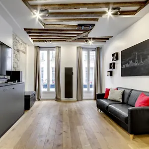Mandar Apartment